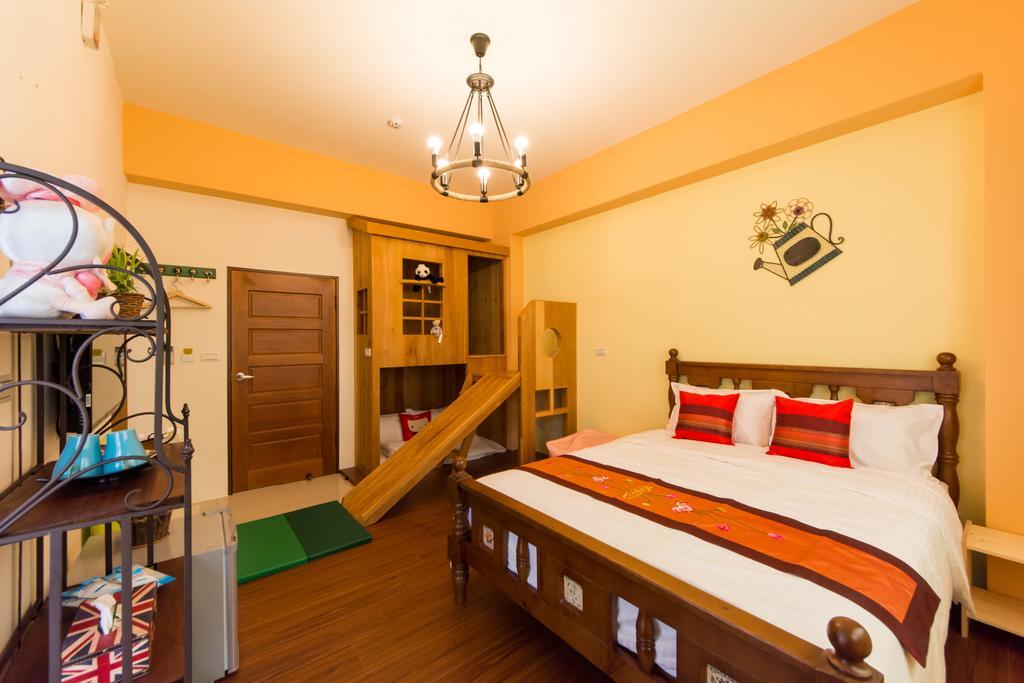 Fruit B&B Джиаоси Екстериор снимка