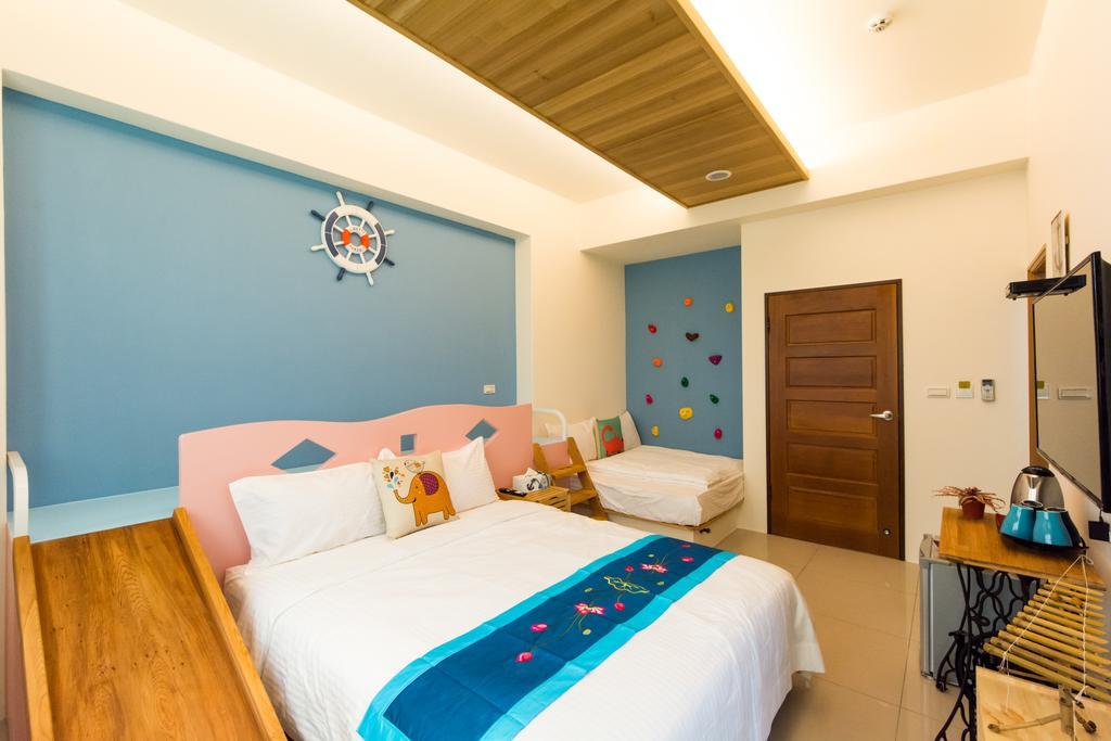 Fruit B&B Джиаоси Екстериор снимка