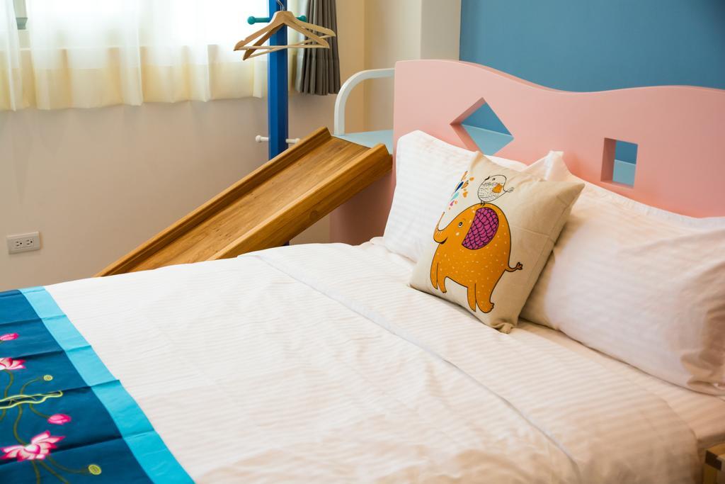 Fruit B&B Джиаоси Екстериор снимка