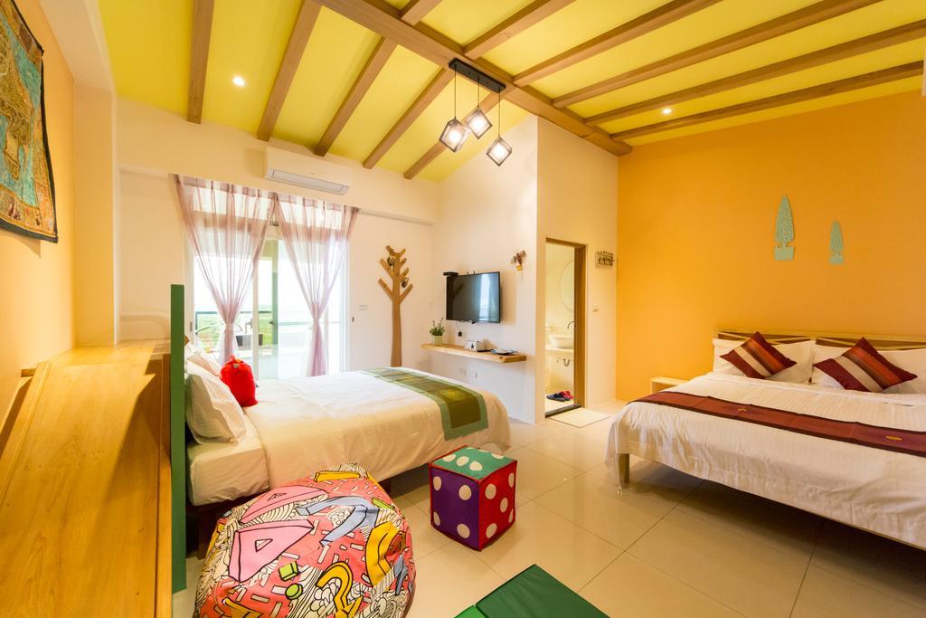 Fruit B&B Джиаоси Екстериор снимка