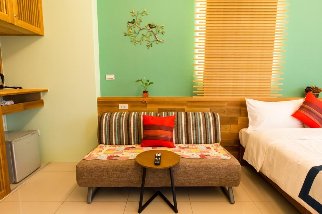 Fruit B&B Джиаоси Екстериор снимка